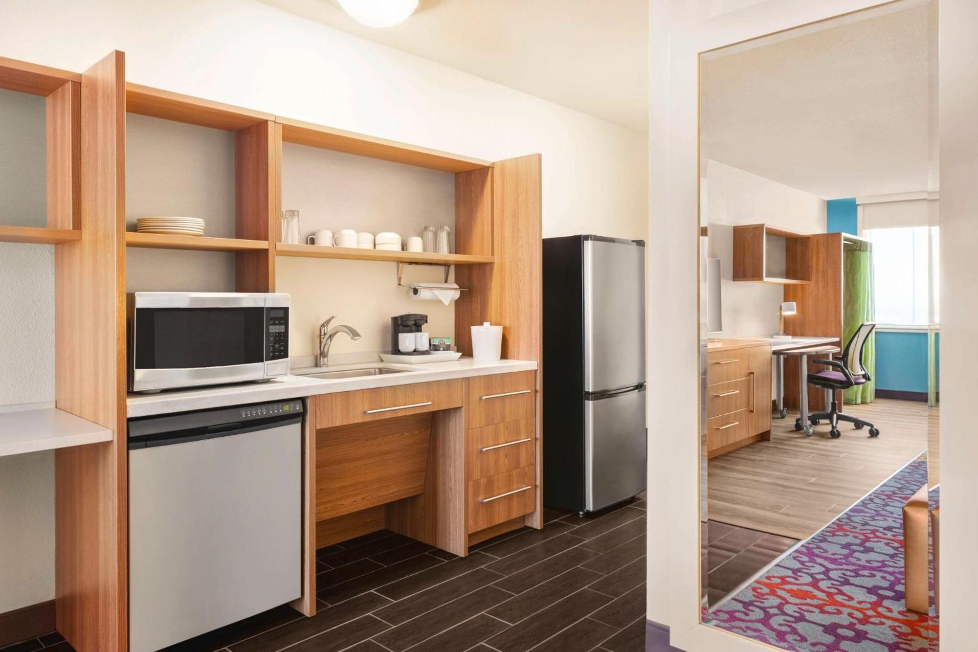 Home2 Suites By Hilton Albuquerque Downtown/University Экстерьер фото