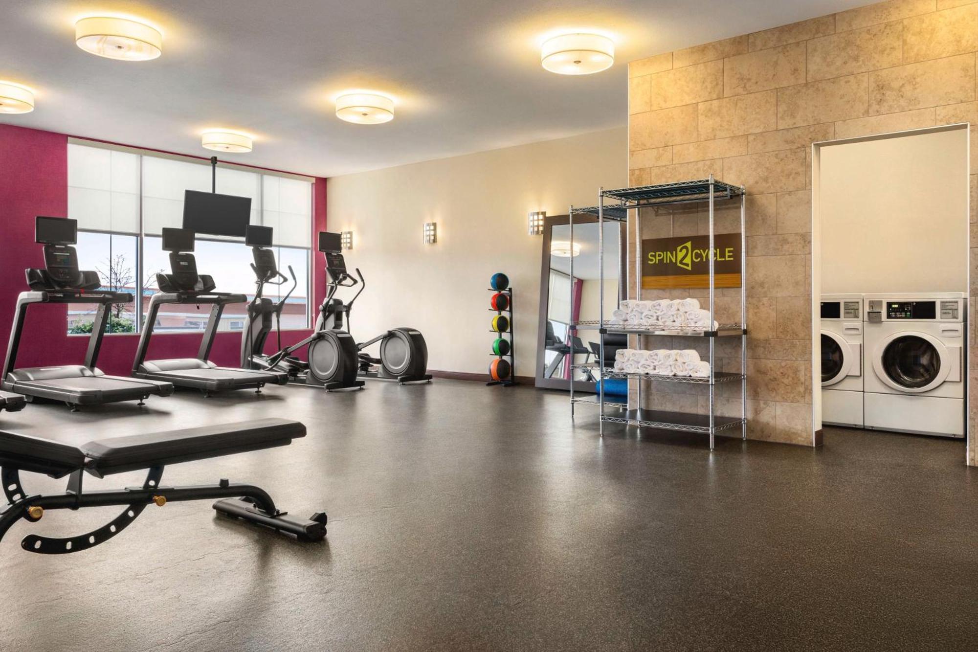 Home2 Suites By Hilton Albuquerque Downtown/University Экстерьер фото