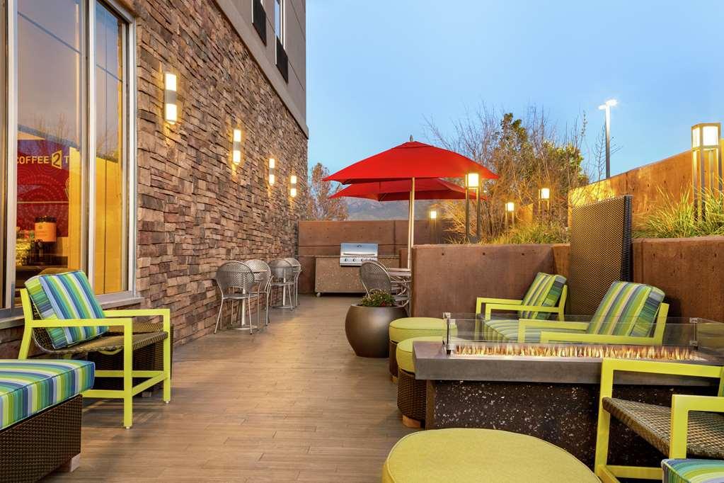 Home2 Suites By Hilton Albuquerque Downtown/University Экстерьер фото